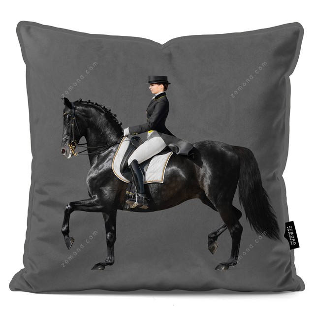 کاور کوسن هرمس طرح بانوی سوار بر اسب سلطنتی 1